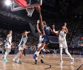 文班老詹小卡拼到力竭 NBA全明星改制终于成了？