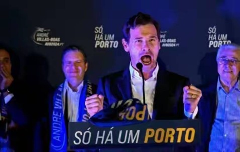 2胜10败+1传奇酝酿！热刺换帅炸锅？小编揪心悬念烧脑