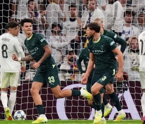 欧冠之王伯纳乌崩盘，英超霸主曼城1-2逆转掀翻皇家马德里