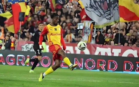 放弃法国籍！足协将拍板同意法甲里昂MVP队长入籍申请，值得期待