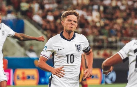 法甲斯特拉斯堡瞄准前曼城青训天才麦卡蒂，与切尔西共享资源打造未来球星