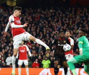 论资励该阿森纳了，大巴黎近几个赛季欧冠表现上升明显，给他们一个欧冠决赛机会是最佳选择