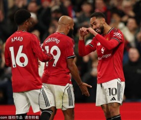 英媒：曼联高层满意阿莫林执教 目标是进入英超前六