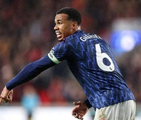 英超阿森纳遇阻四连胜终结,西甲豪门巴萨惨遭重创,冠军争夺悬念陡增