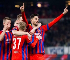 德甲中游对决:门兴迎战沃尔夫斯堡,谁能抢占联赛有利位置?