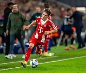 拜仁17岁小将成德国足坛最受瞩目的新星,英超三大豪门已派出球探