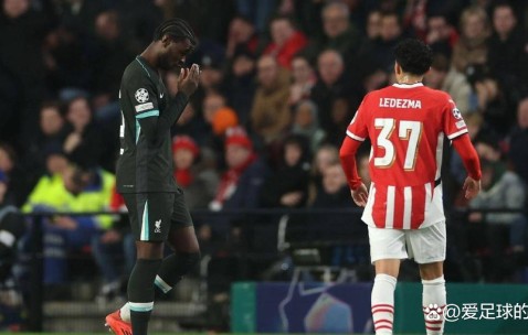 阿马拉·纳洛的利物浦生涯：十二分钟的红牌重播