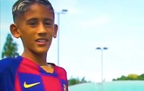 巴萨欲免费挖角曼联青训太子，曝其心怀儿萨梦！欧洲多家豪门觊觎