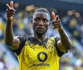 遭遇国内赛事6场进球荒!德甲神锋状态全面下滑,疲劳成罪魁祸首