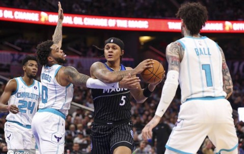 鲍尔16+6+7班凯罗23+7 黄蜂大胜魔术