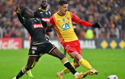 德甲前瞻：莱比锡红牛VS法兰克福 主场龙迎战疲惫之师！