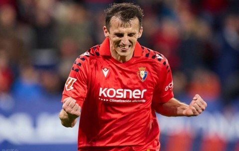 3-2，26岁巴萨旧将梅开二度：助西甲第17大爆发，终结9轮不胜