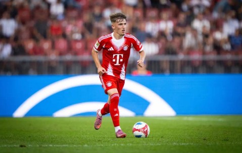 残暴至极，拜仁慕尼黑开局15连胜，持续刷新纪录！