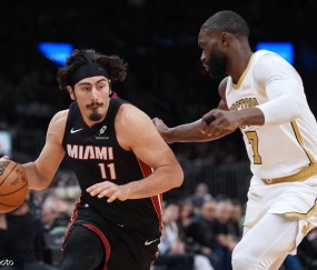 怀特33+5+6韦尔24+14 凯尔特人末节发力扑灭热火