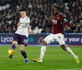 谢什科绝平曼联1-1守住前四！卡里克明显犯错，真正考验已经到来