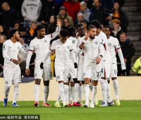 进球大战！联赛杯-吉滕斯造3球德拉普染红 切尔西4-3狼队晋级