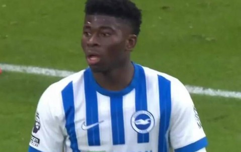 曼联签巴莱巴或成必然，欲砍价到8000万以下！阿莫林欲替代乌加特