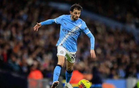 免签诱惑！尤文力邀曼城中场核心，最终去向取决于球员本人