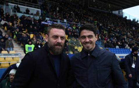 42岁德罗西率热那亚客场坚守，0-0逼平帕尔马，连续四轮意甲保持不败