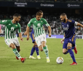 周四004 欧罗巴焦点战:皇家贝蒂斯VS费耶诺德 西甲技术流对决荷甲进攻狂潮