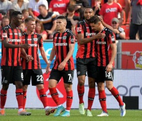 奥格斯堡主场死磕勒沃库森,11分差距下的逆袭与攻坚