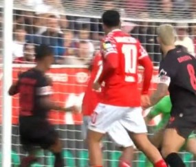随着拜仁2-1多特，七连胜领跑，勒沃库森4-3，德甲最新积分榜出炉