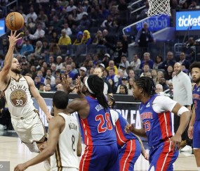 库里23分&伤退坎宁安29+11 勇士不敌活塞