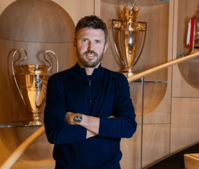 卡里克临危受命！44岁名宿能否再现执教奇迹？