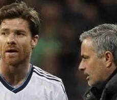 阿隆索与穆里尼奥:皇马第1000个欧冠积分背后的感人仪式感