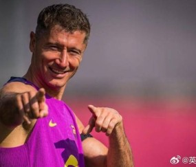 莱万：英超花的钱太多了，年轻且半年进10球就有球队7000万买你