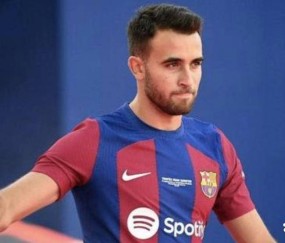 20岁曼联梅努坐穿板凳,意甲豪门欲抄底,世界杯梦想让他做选择