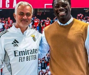 穆里尼奥迎来两场关键战，狂人依然骄傲，本赛季大有希望夺冠