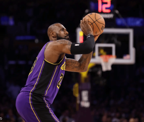 詹姆斯下家概率：骑士最高退役第二 开拓者上榜