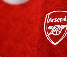 曼联崛起，阿森纳夺冠前景蒙上一层阴影