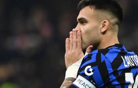 3年坚守蓝黑荣耀！国米在风雨中奋战，剑指2025赛季完美收官！