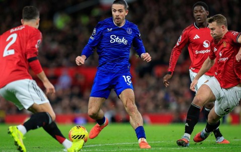 曼联为何0-1不敌10人埃弗顿？答案很明显了，很多人还没发现！