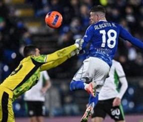 随着米兰1-0拉齐奥登顶，尤文2-1，科莫2-0，意甲最新积分榜出炉