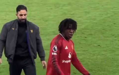 曝阿莫林仍可能下课，嫡系都质疑其用人！曼联冬窗计划将表明拉爵态度