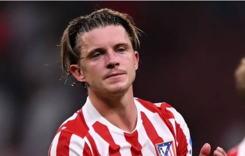 曼联补强中场遭遇贝林厄姆嫌弃,挖角马竞鸡肋要6000万欧,恐被直接吓退