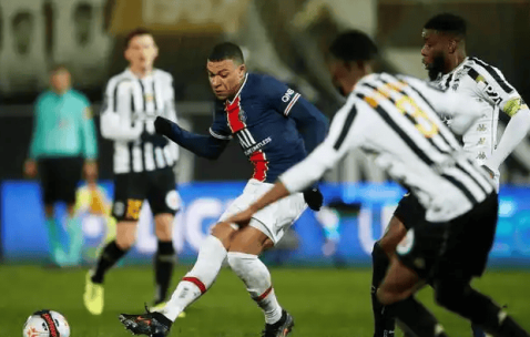 周五014法甲前瞻：节奏掌控！巴黎主场能否靠远射破解里尔收缩？