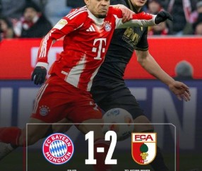 联赛首败！德甲-伊藤洋辉破门 拜仁5分钟丢2球1-2奥格斯堡