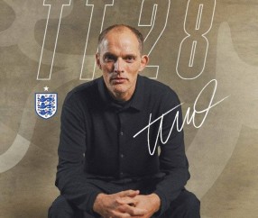 曼联候选教练-1！英格兰队官方：与图赫尔续约至2028年