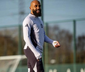 姆贝莫有望参与曼联战伯恩茅斯,马兹拉维恐缺阵!阿莫林暗示启用一人