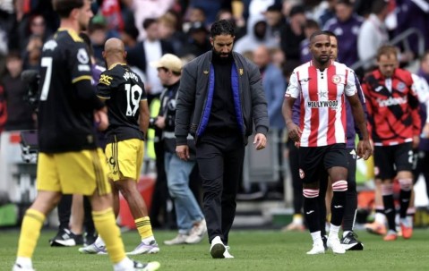 1比3惨败+1200万转会费省下？穆帅陷绝境本菲卡或换帅，曼联乐疯了？