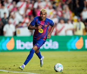 不止是天赋：亚马尔与梅西的“非比较”之路