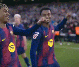 远射世界波！亚马尔滑跪庆祝，创西甲单季纪录，5场连造6球