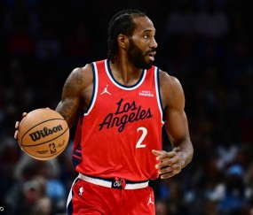 曝伦纳德左膝不适 提前结束客场之旅返回洛杉矶治疗