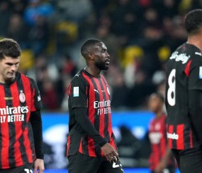 AC米兰赛季风雨飘摇！杯赛双线全失，意甲若无冠将面临彻底失望