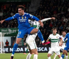 冠军拼图！上海申花引进前德甲银靴安德烈·席尔瓦，身价仅300万欧元！