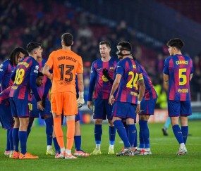 布拉格斯拉维亚在欧冠表现较弱,巴塞罗那能否客场逆袭?